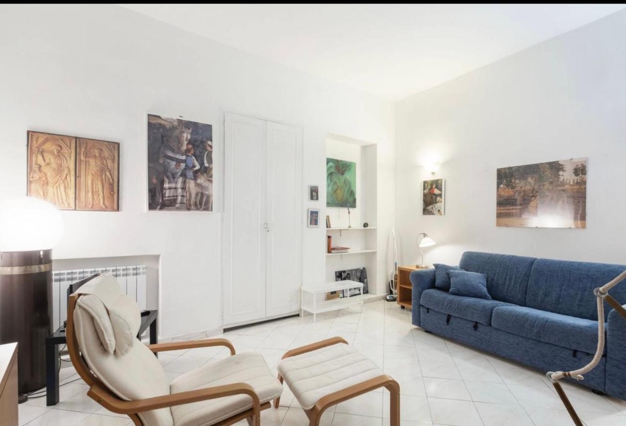 Vicino A Piazza Del Popolo Rom